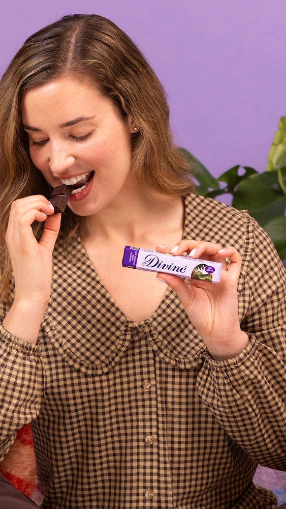 30 x Divine 70% Dark Chocolate 35g