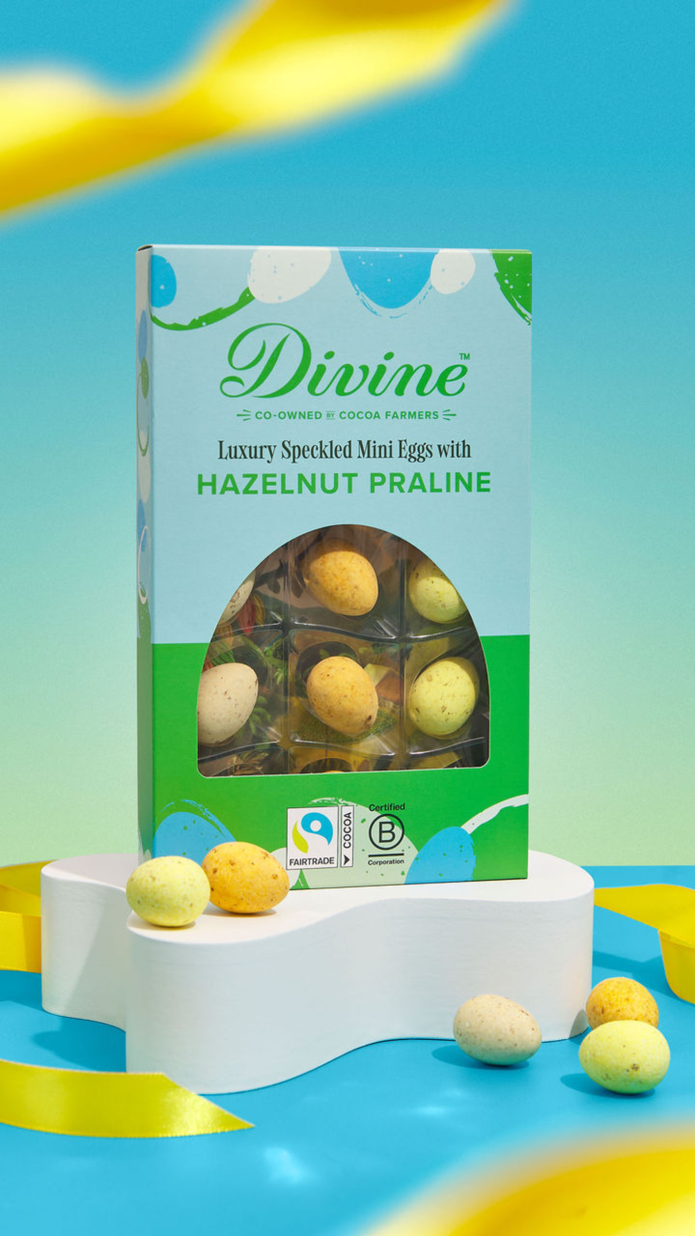 Luxury Milk Chocolate Speckled Mini Eggs with Hazelnut Praline 150g